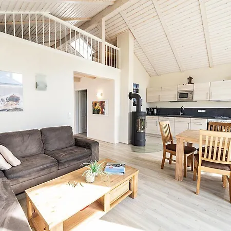 Nordsee-rueckzugsort Mit Wallbox, Sauna & Gartenidylle * Dagebüll